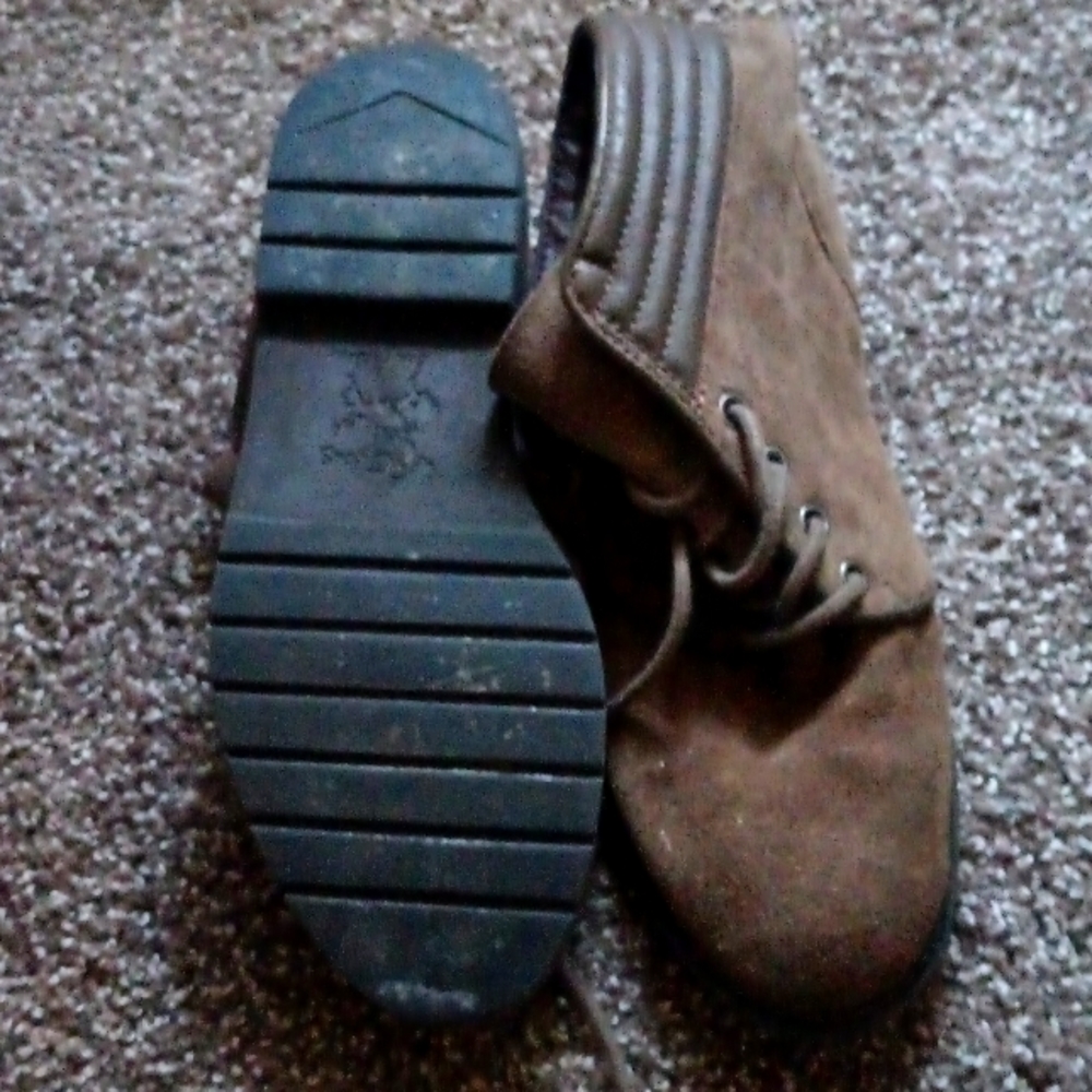 Circus life boots size 7